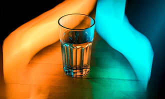 保湿、抗衰老、修复，一款全能精华液的全方位剖析
